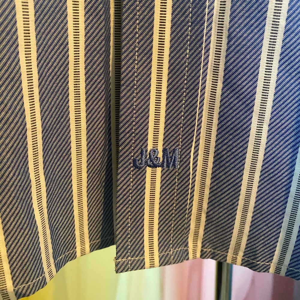 Button Down - Picture 3 of 8